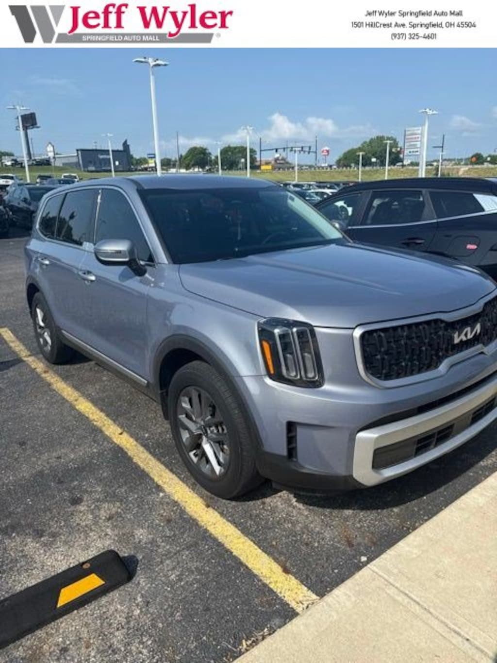Used 2024 Kia Telluride LX FWD SUV