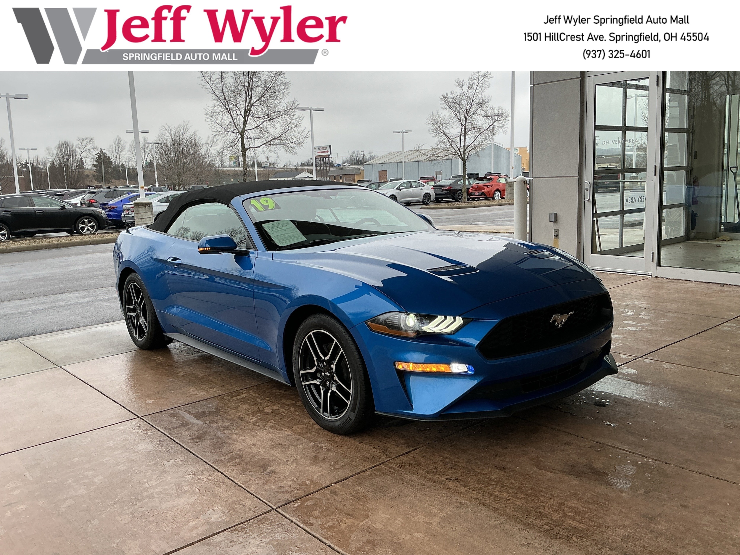 2019 Ford Mustang EcoBoost Premium's photo