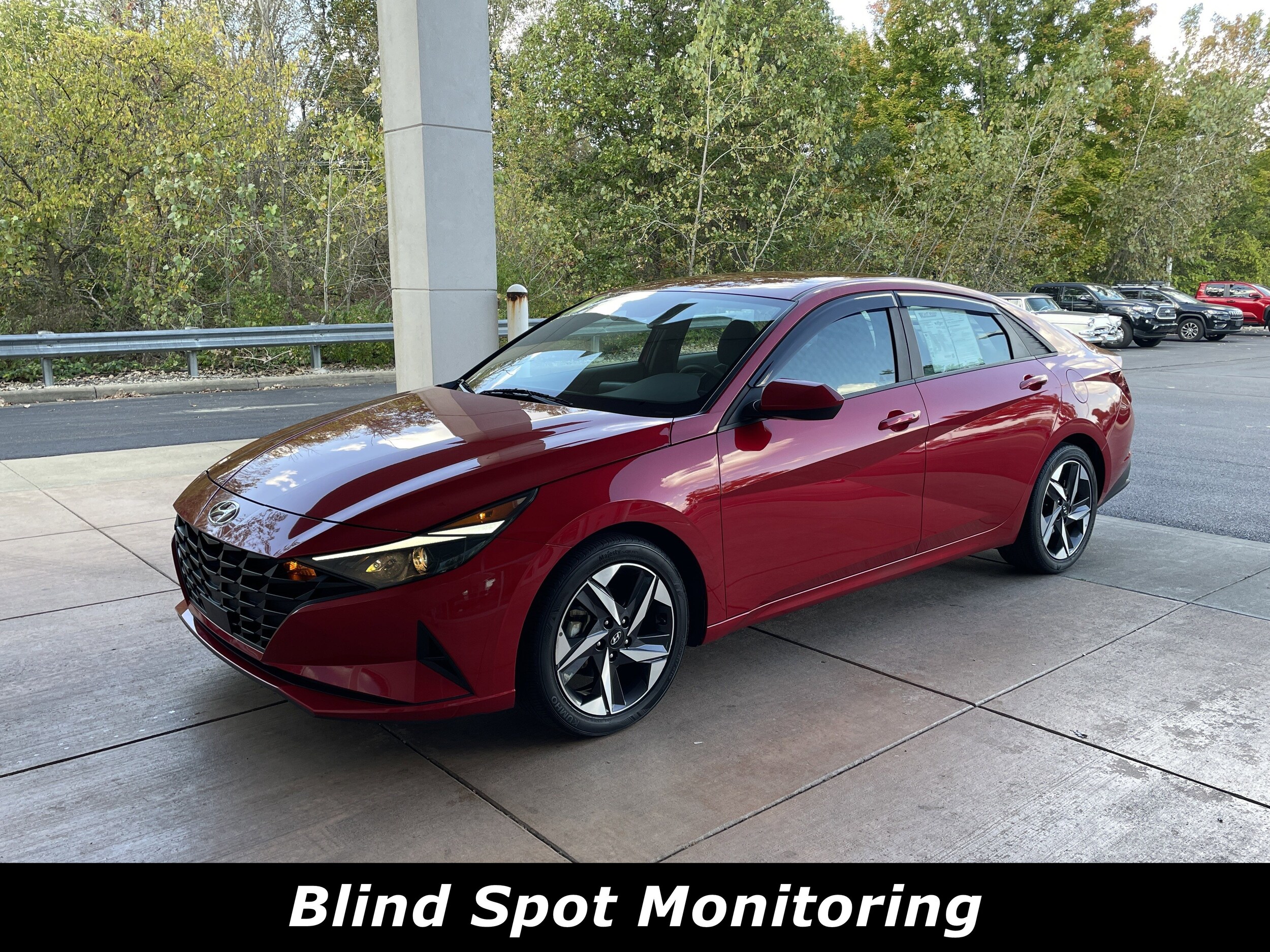 2023 Hyundai Elantra SEL Convenience photo 3