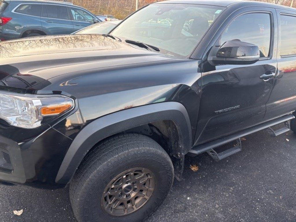 Used 2023 Toyota Tacoma 4WD SR5 Double Cab 5 Bed V6 AT Truck Double Cab