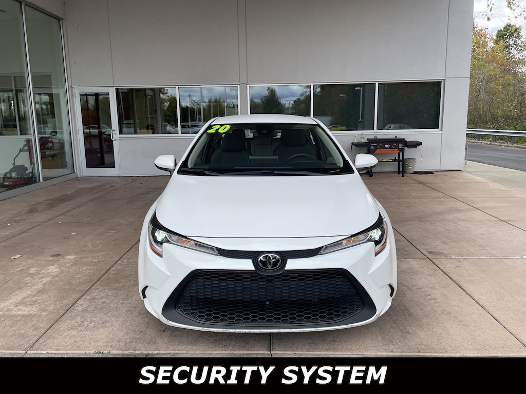 Used 2020 Toyota Corolla LE CVT Sedan