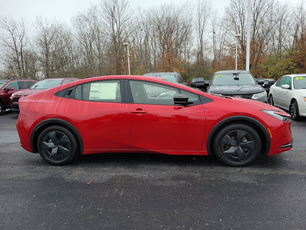 New 2026 Toyota Prius Plug-In Hybrid SE Hatchback