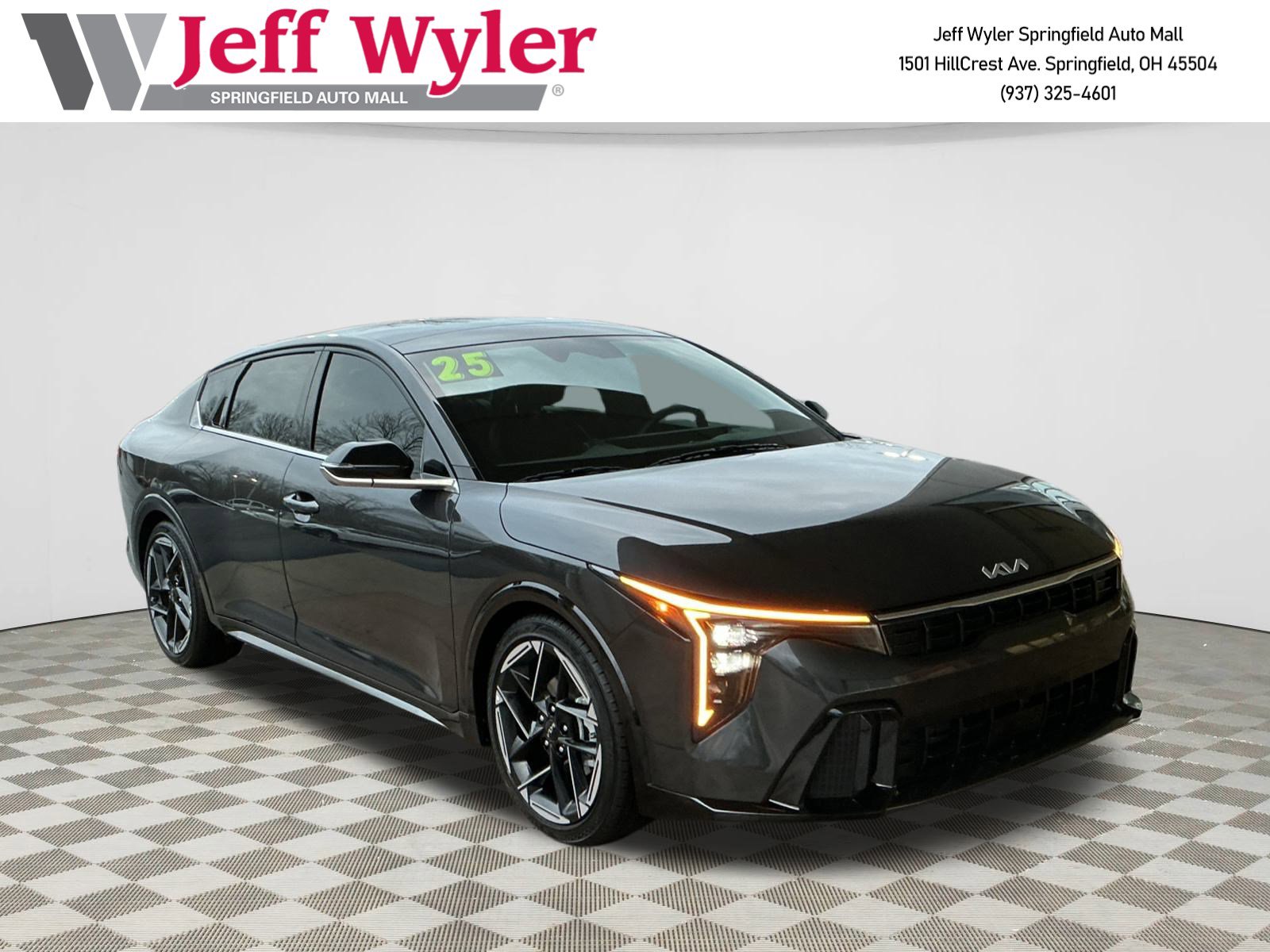 2025 Kia K4 GT-Line's photo