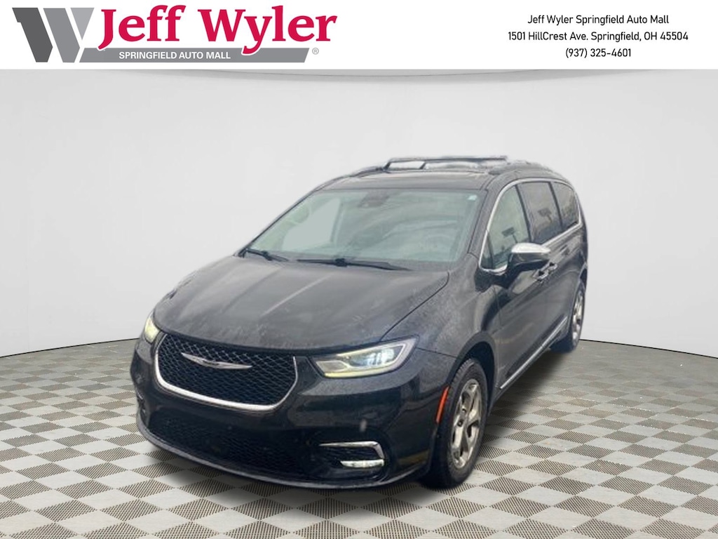 Used 2022 Chrysler Pacifica Limited AWD Van Passenger Van