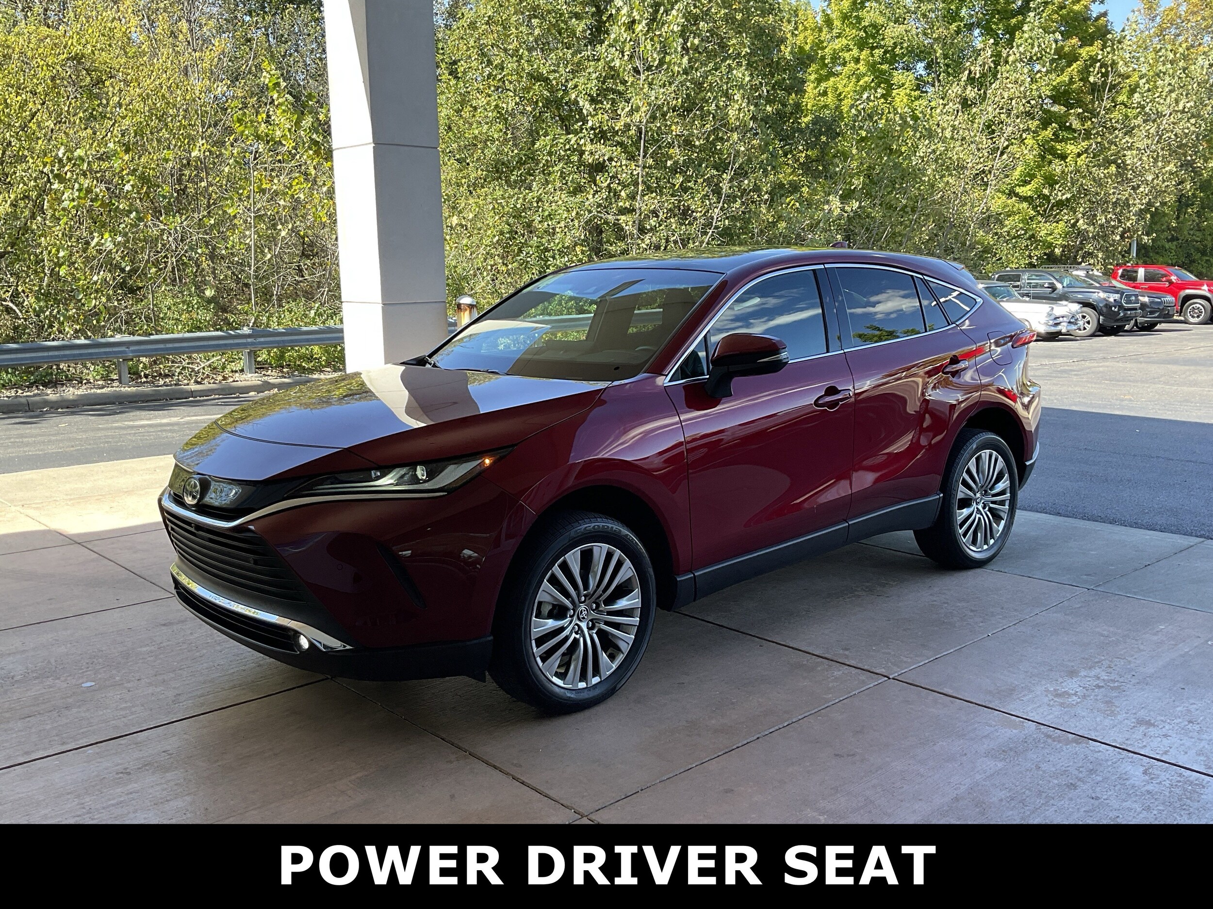 2024 Toyota Venza Limited photo 3