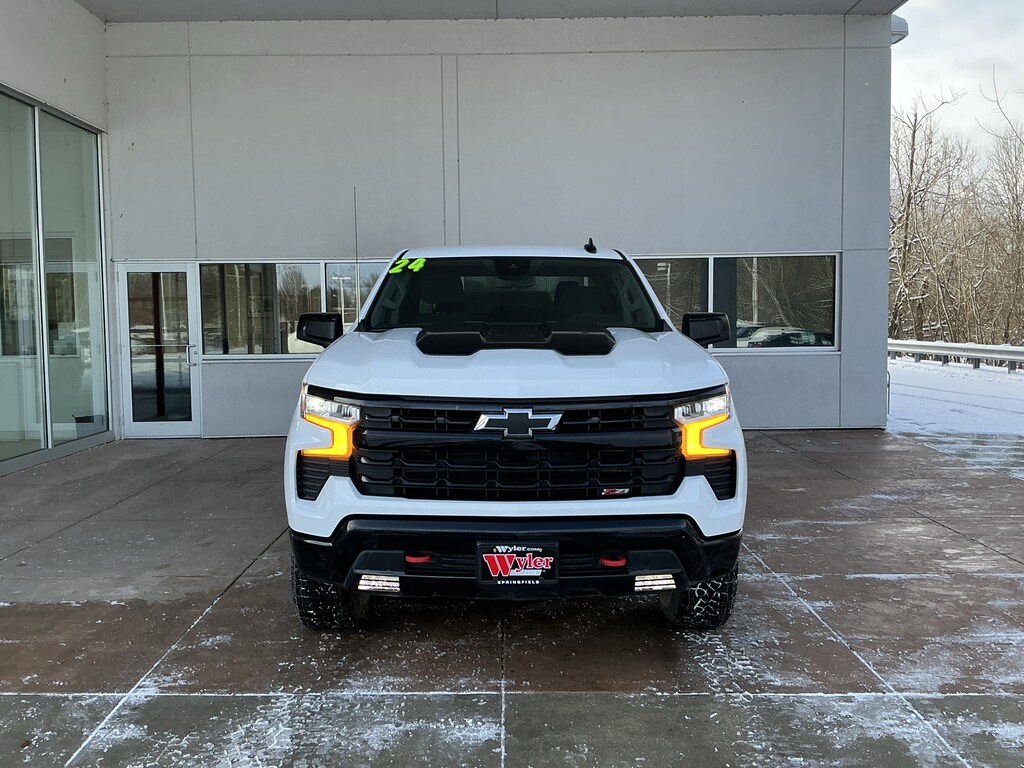 Used 2024 Chevrolet Silverado 1500 4WD Crew Cab 147 LT Trail Boss Truck Crew Cab
