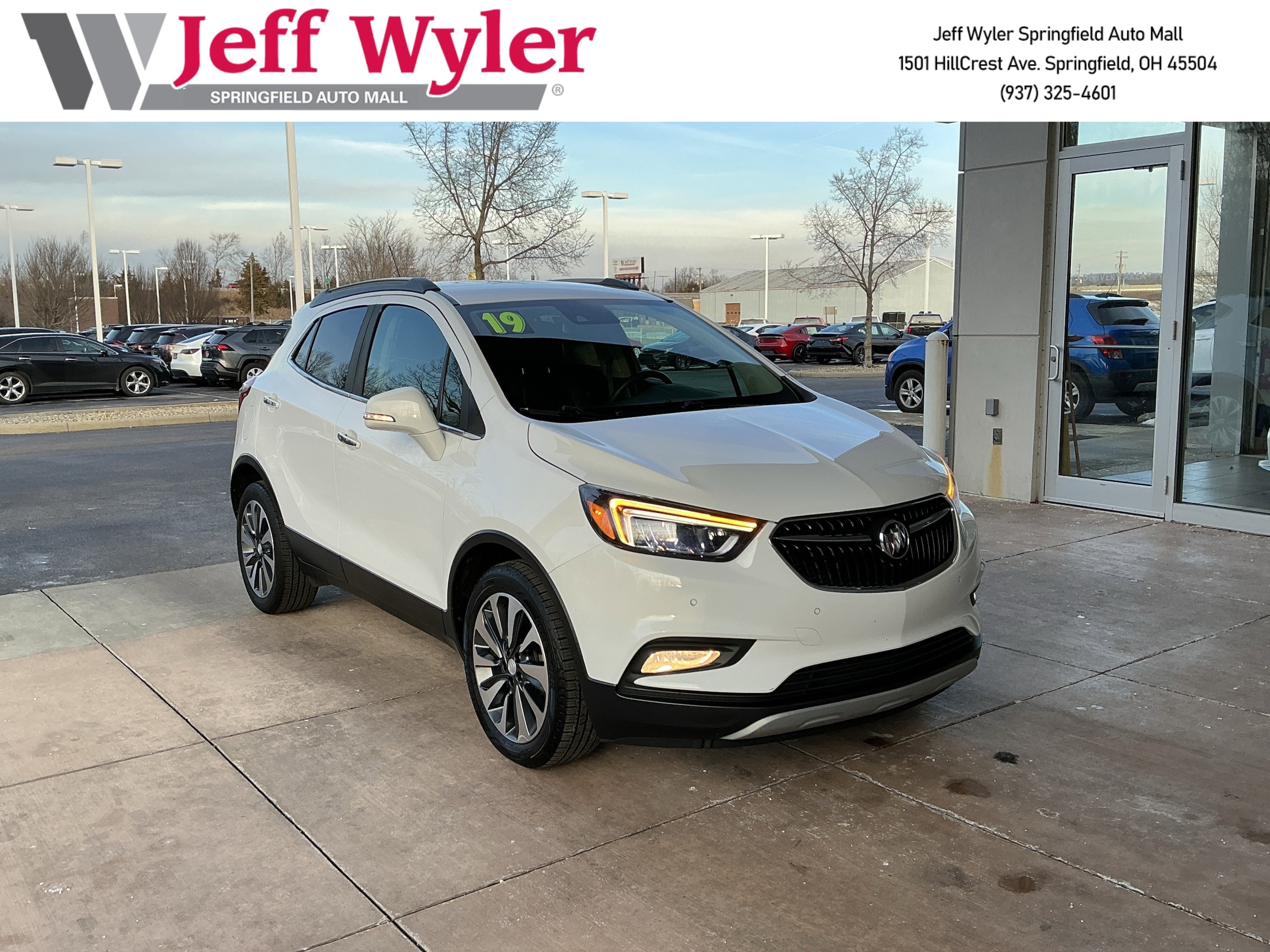 2019 Buick Encore Essence's photo