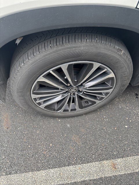 2024 Toyota Grand Highlander Hybrid MAX Platinum photo 3