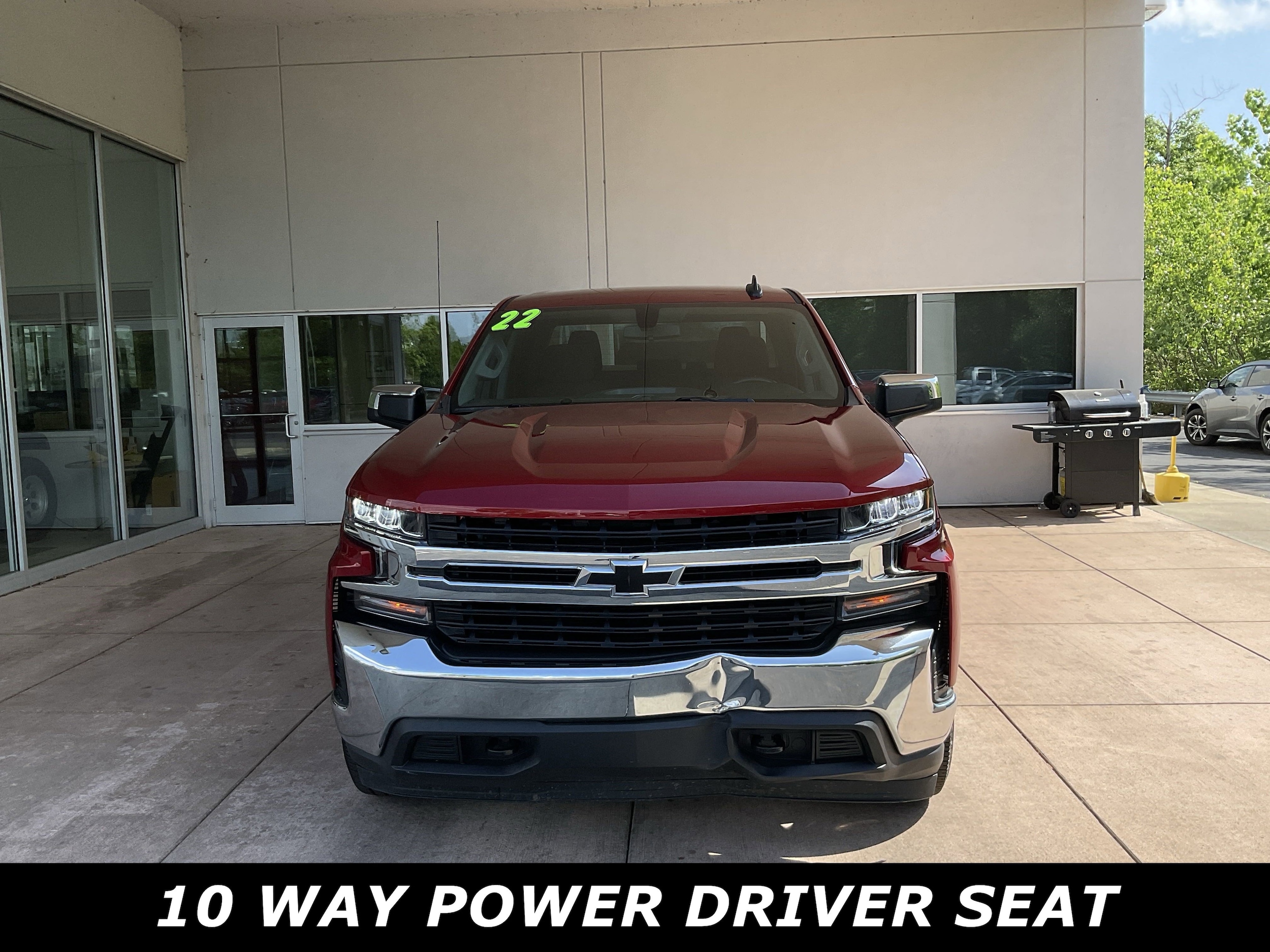 Used 2022 Chevrolet Silverado 1500 Limited LT with VIN 3GCUYDED7NG166466 for sale in Springfield, OH