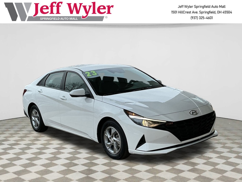 Used 2023 Hyundai Elantra SE IVT Sedan