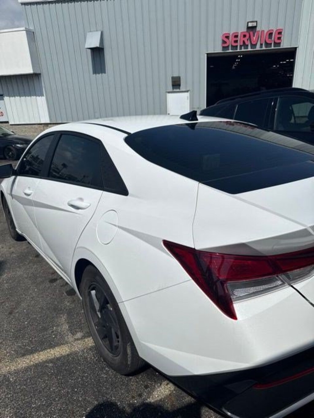 Used 2024 Hyundai Elantra SE IVT Sedan