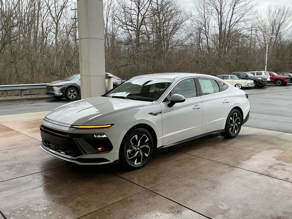 Used 2025 Hyundai Sonata SEL FWD Sedan