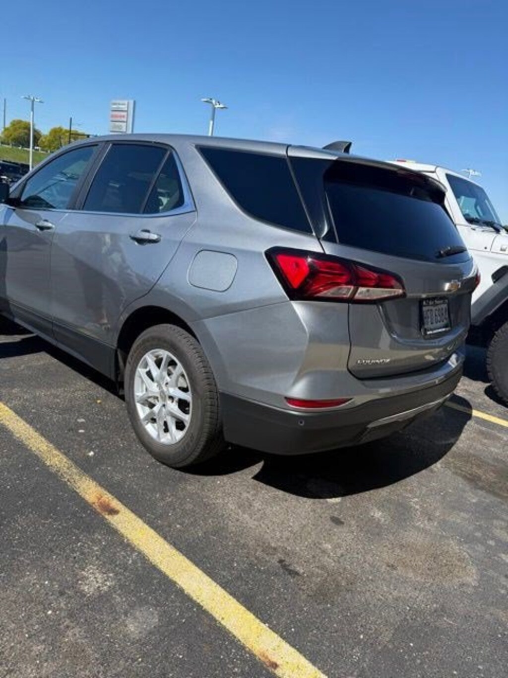 Used 2024 Chevrolet Equinox AWD 4dr LT w/1LT SUV