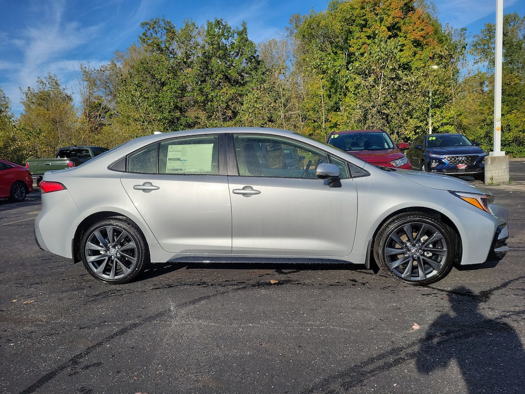 New 2026 Toyota Corolla Hybrid Hybrid SE Sedan