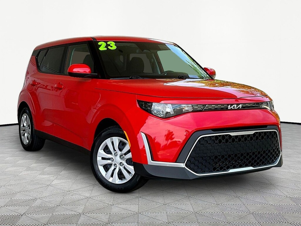 Used 2023 Kia Soul LX IVT Hatchback