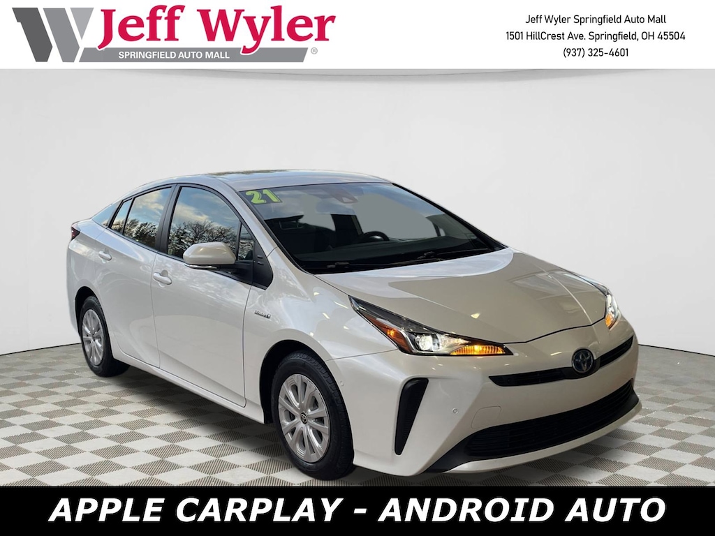 Used 2021 Toyota Prius LE Hatchback