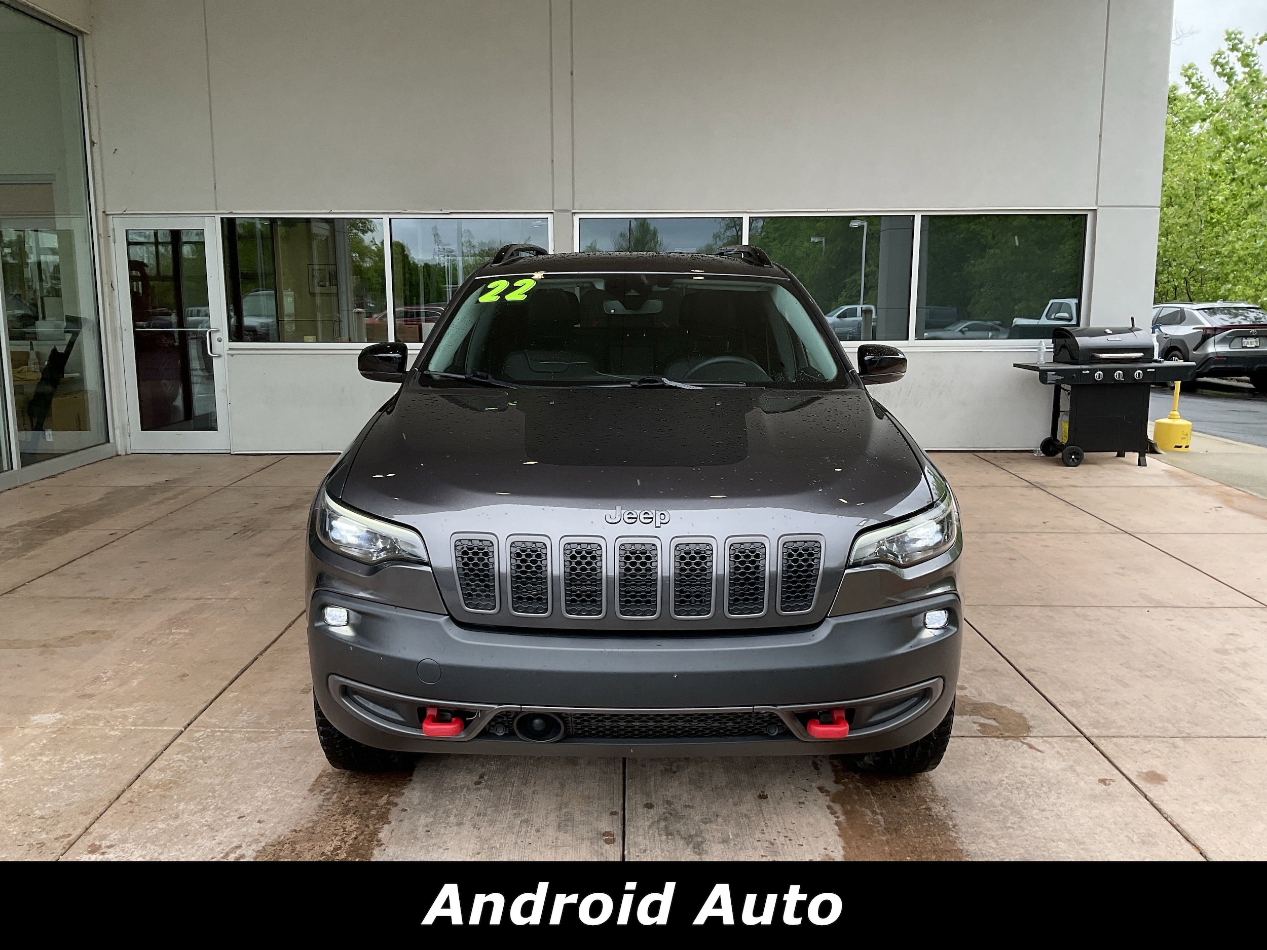 Used 2022 Jeep Cherokee Trailhawk with VIN 1C4PJMBX4ND502653 for sale in Springfield, OH