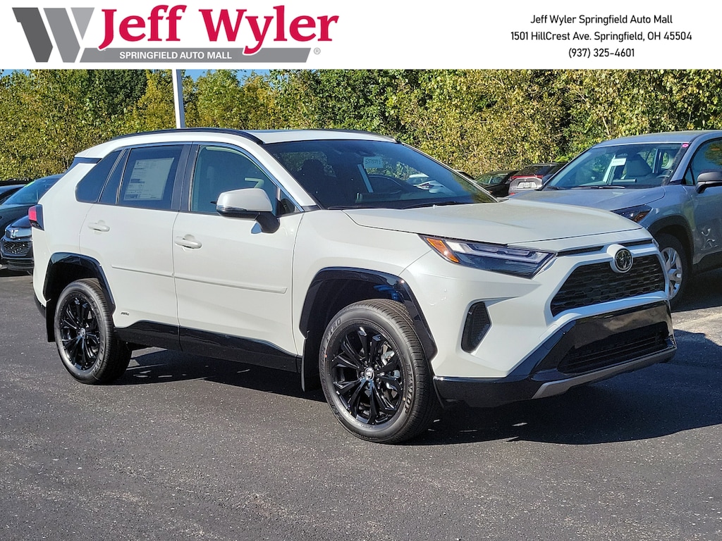 Used 2025 Toyota RAV4 Hybrid SE AWD SUV