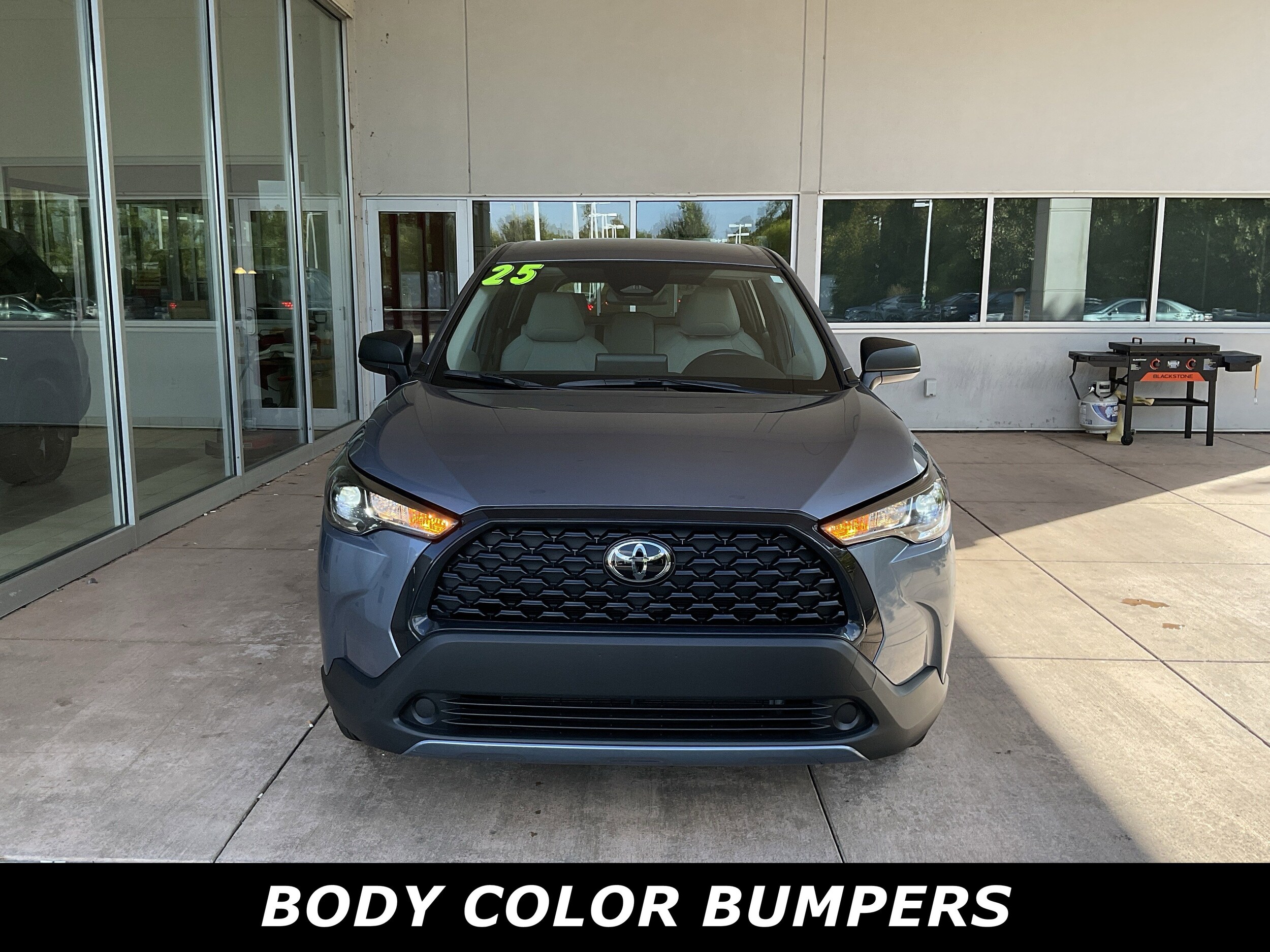 2025 Toyota Corolla Cross L photo 2