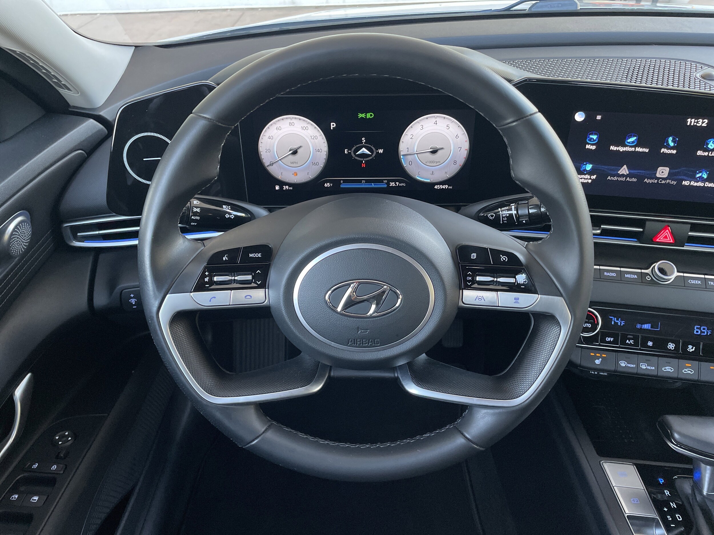 2021 Hyundai Elantra Limited photo 3