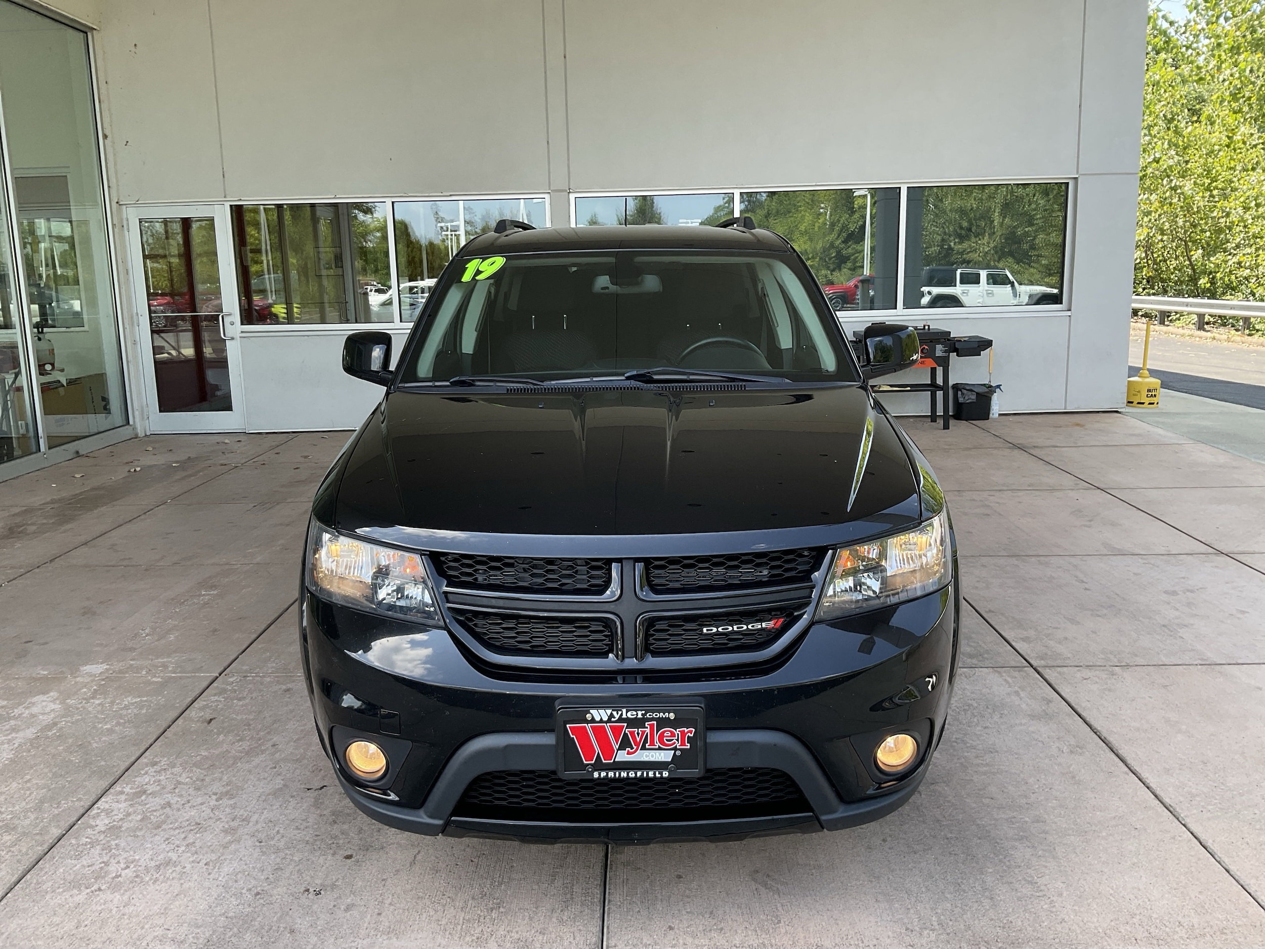 Used 2019 Dodge Journey SE with VIN 3C4PDCBG5KT778959 for sale in Springfield, OH