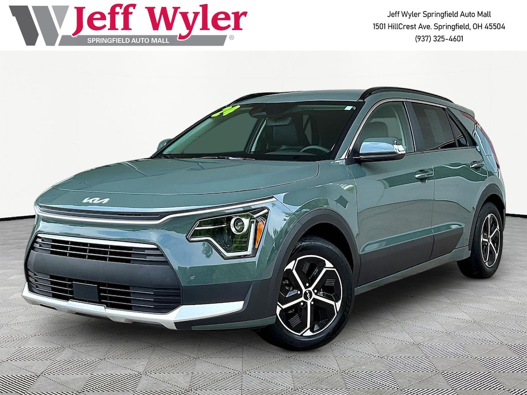 Used 2024 Kia Niro EX FWD SUV