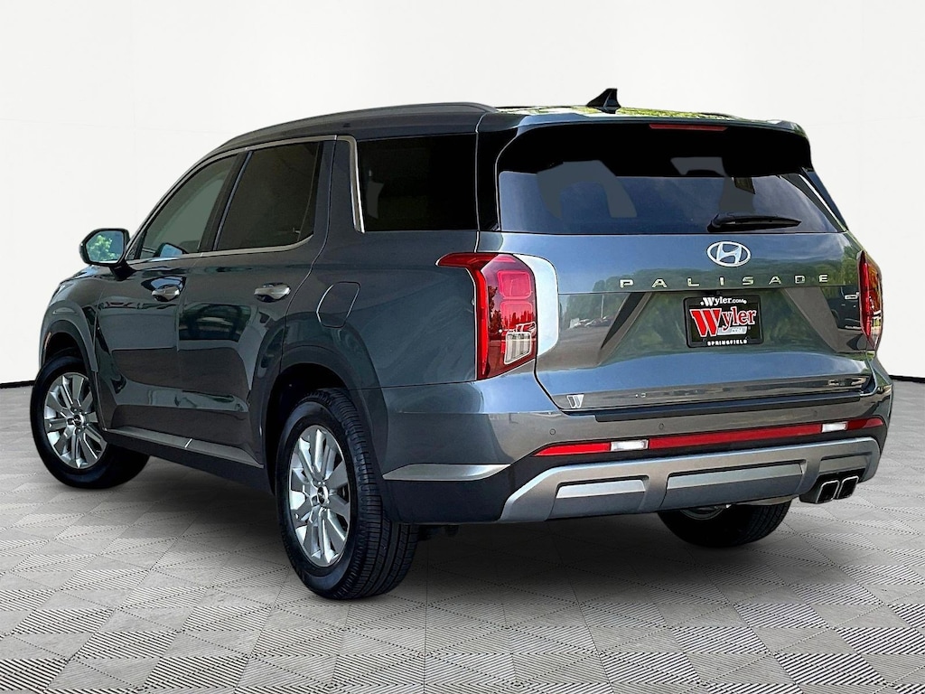 Used 2024 Hyundai Palisade SEL 7P AWD SUV