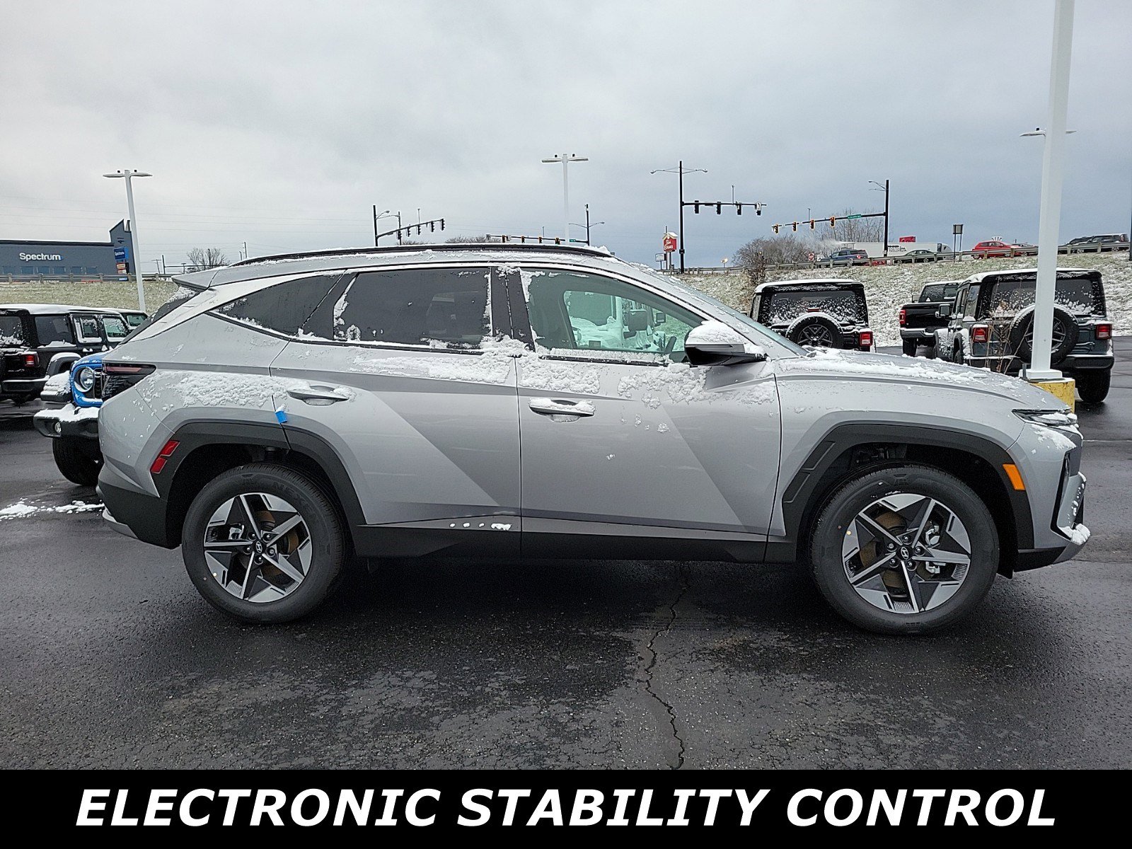 2025 Hyundai Tucson Hybrid SEL Convenience photo 2