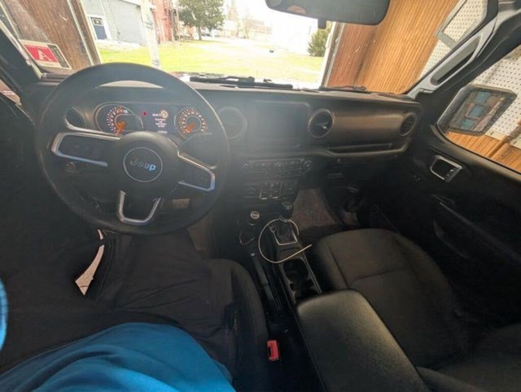 Used 2020 Jeep Gladiator Sport S 4x4 Truck Crew Cab