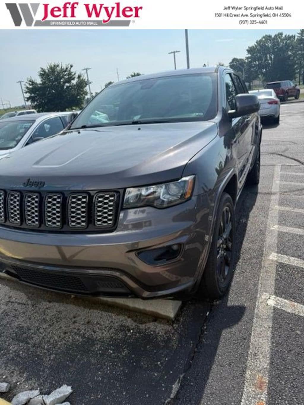 Used 2020 Jeep Grand Cherokee Altitude 4x4 SUV