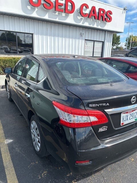 2015 Nissan Sentra SV photo 2