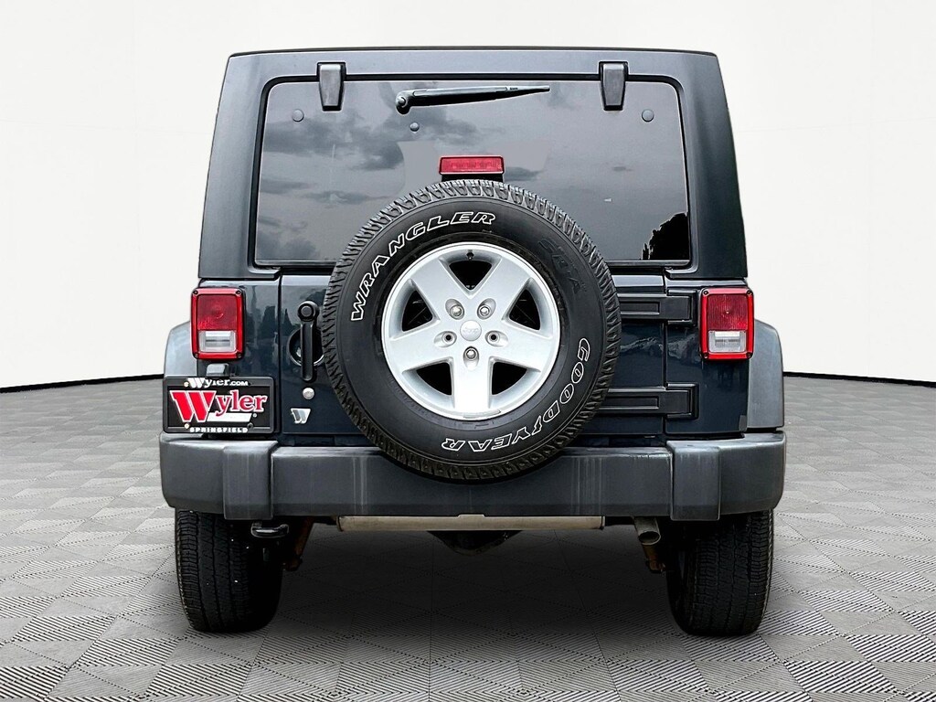 Used 2017 Jeep Wrangler Unlimited Sport 4x4 SUV