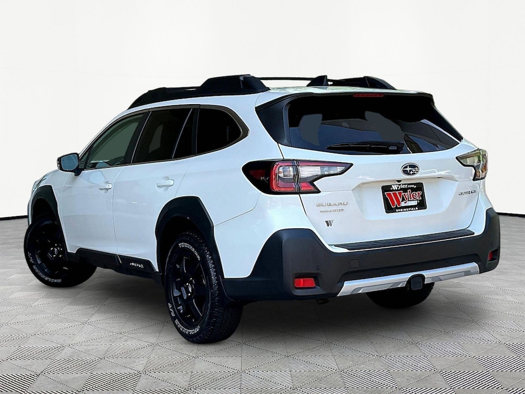 Used 2024 Subaru Outback Limited AWD SUV