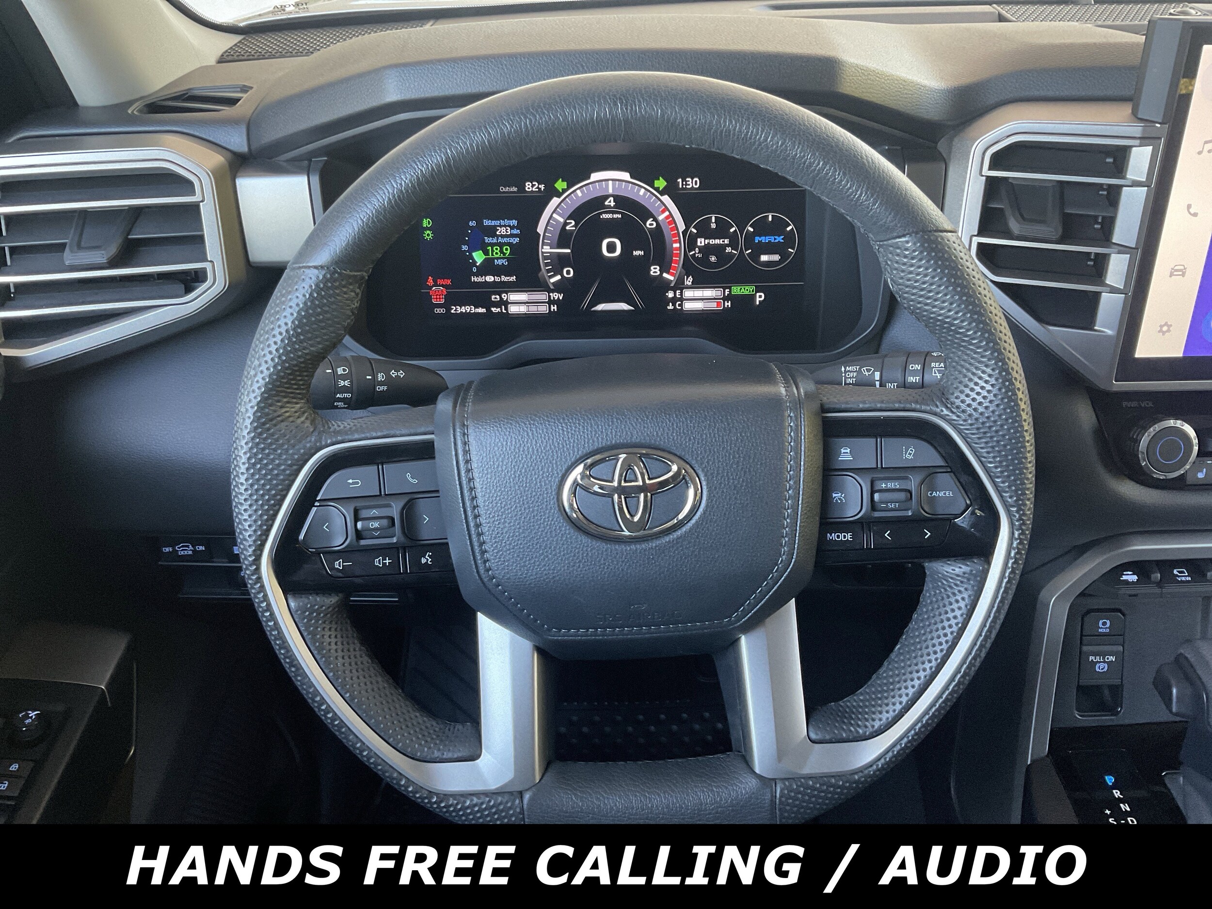 2024 Toyota Sequoia SR5 photo 2