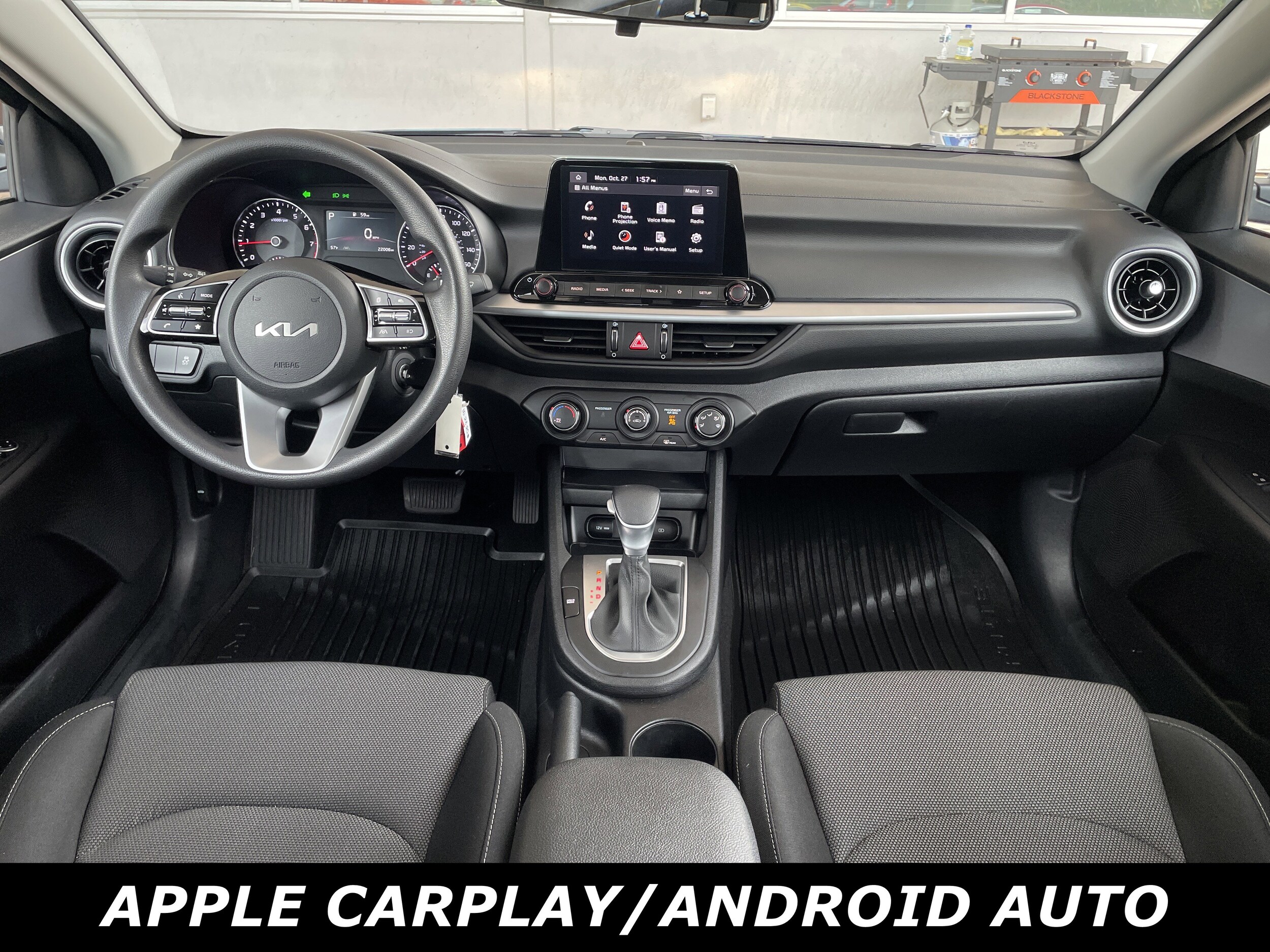 2024 Kia Forte LXS photo 3