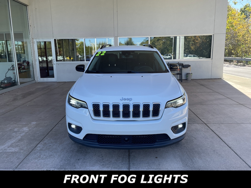 Used 2022 Jeep Cherokee Latitude Lux FWD SUV