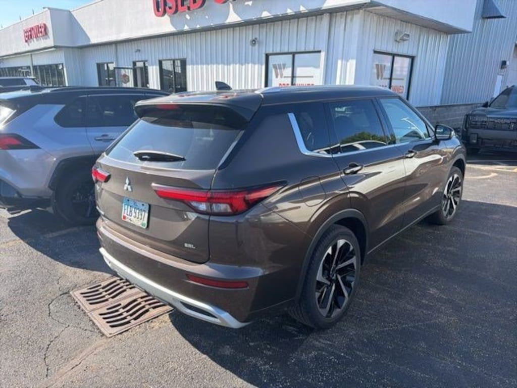 Used 2023 Mitsubishi Outlander SEL FWD SUV