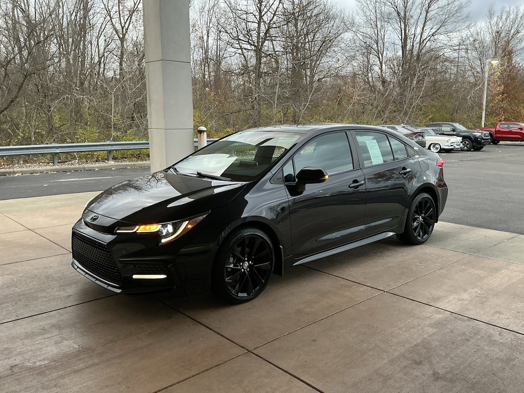 Used 2021 Toyota Corolla SE CVT Sedan