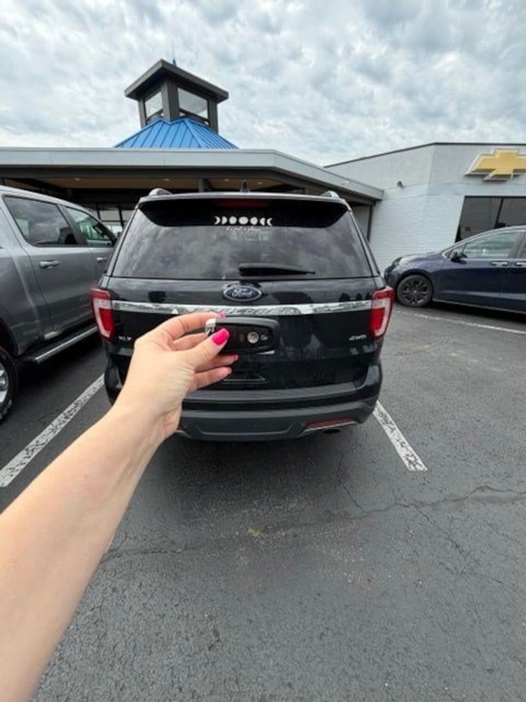 Used 2018 Ford Explorer XLT 4WD SUV