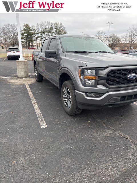 2023 Ford F-150 XL's photo