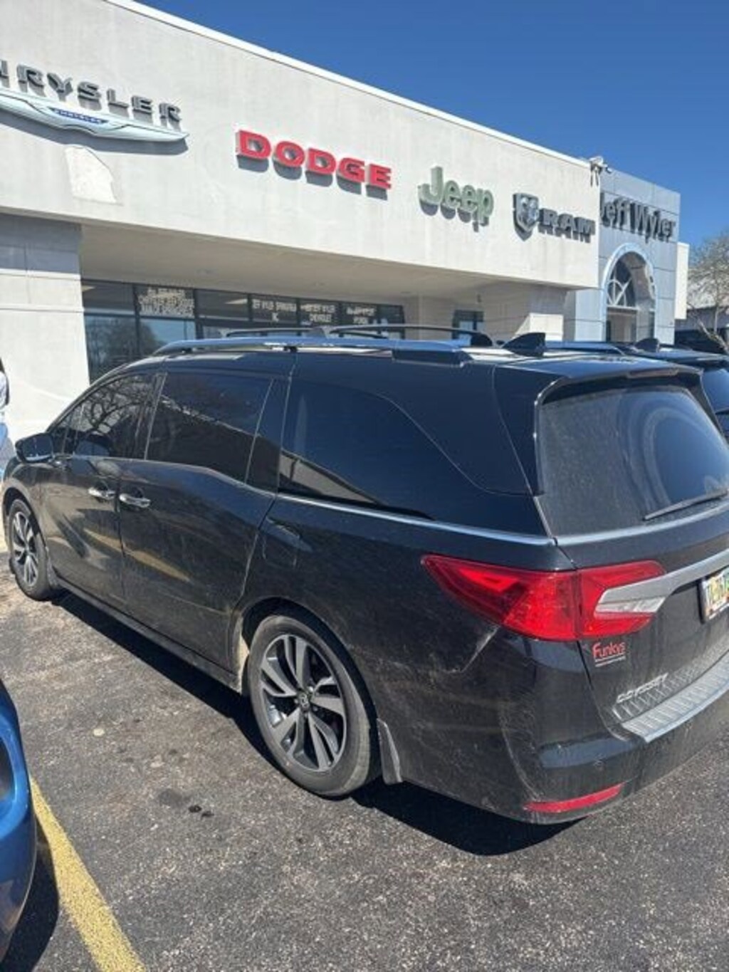 Used 2018 Honda Odyssey Elite Auto Van
