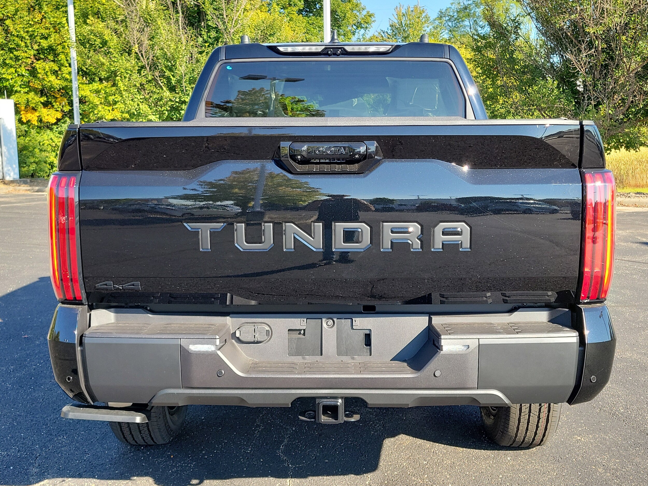 2026 Toyota Tundra Limited CrewMax photo 3