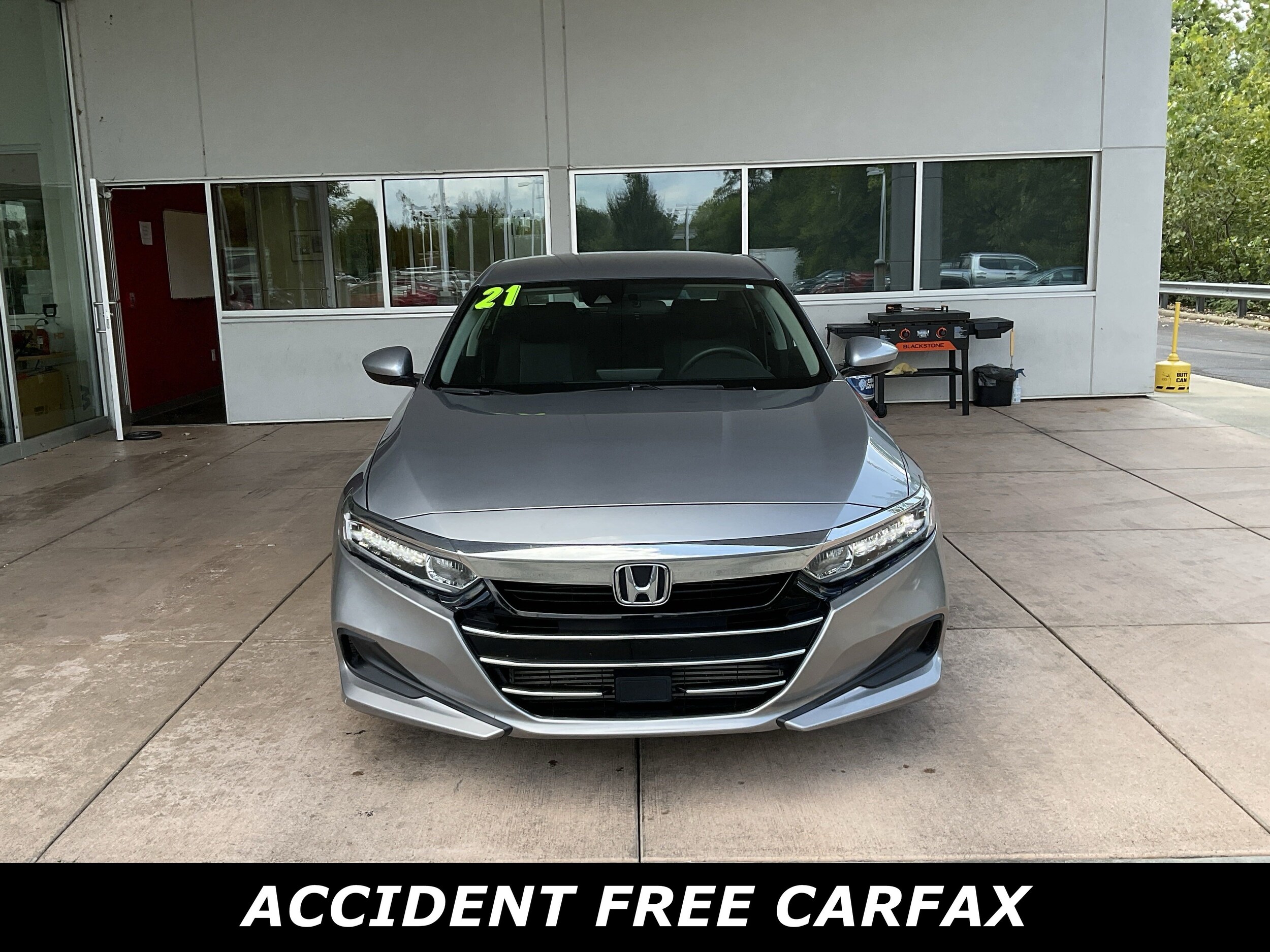 2021 Honda Accord LX 1.5T photo 2