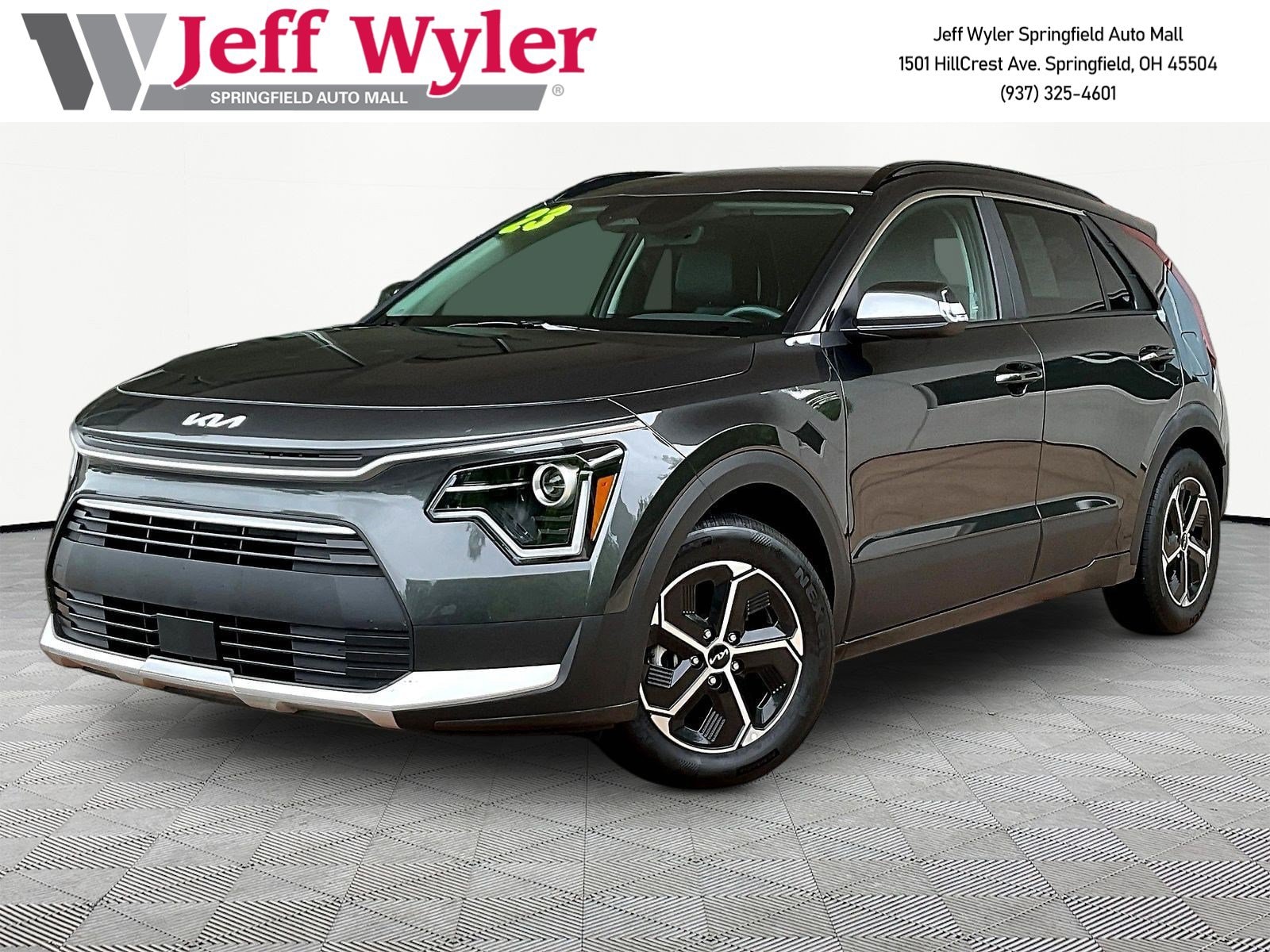 2023 Kia Niro EX HEV's photo