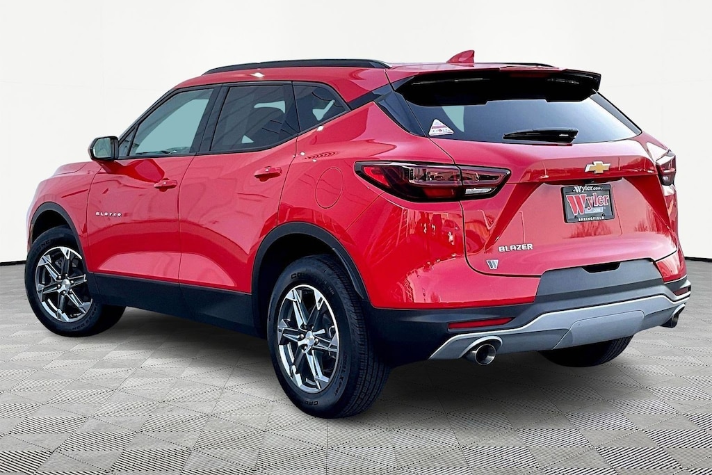 Used 2024 Chevrolet Blazer FWD 4dr LT w/2LT SUV
