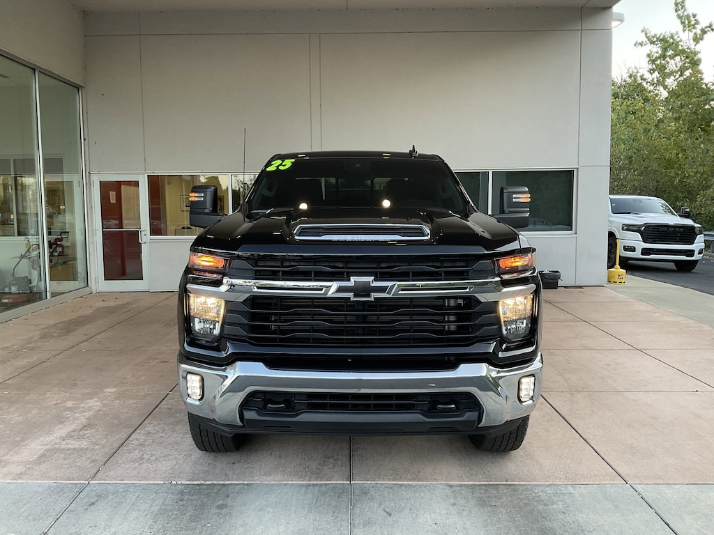 Used 2025 Chevrolet Silverado 2500HD 4WD Crew Cab 159 LT Truck Crew Cab