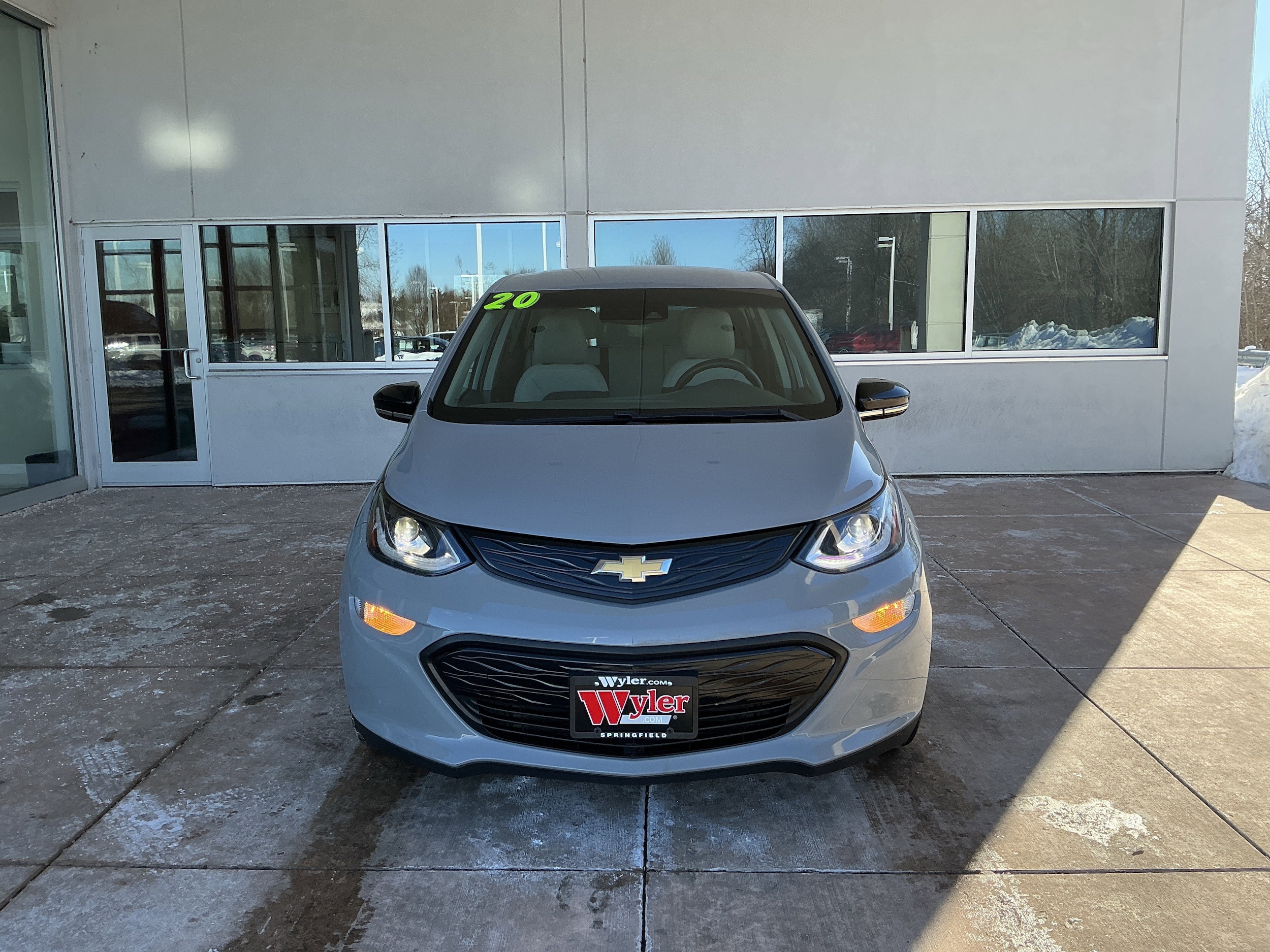 Used 2020 Chevrolet Bolt EV LT with VIN 1G1FY6S06L4110608 for sale in Springfield, OH