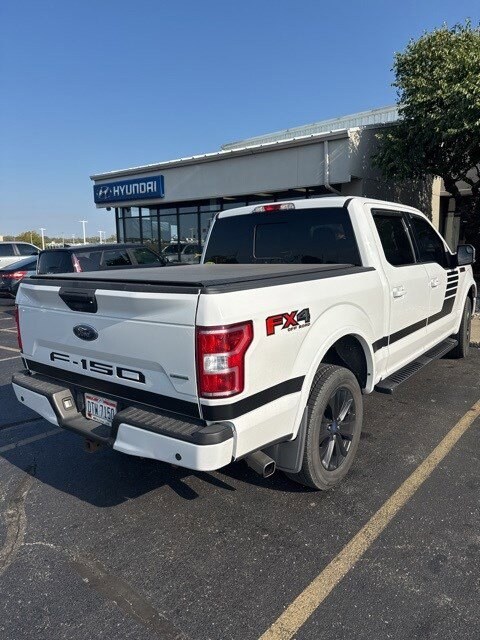 2020 Ford F-150 XLT photo 2