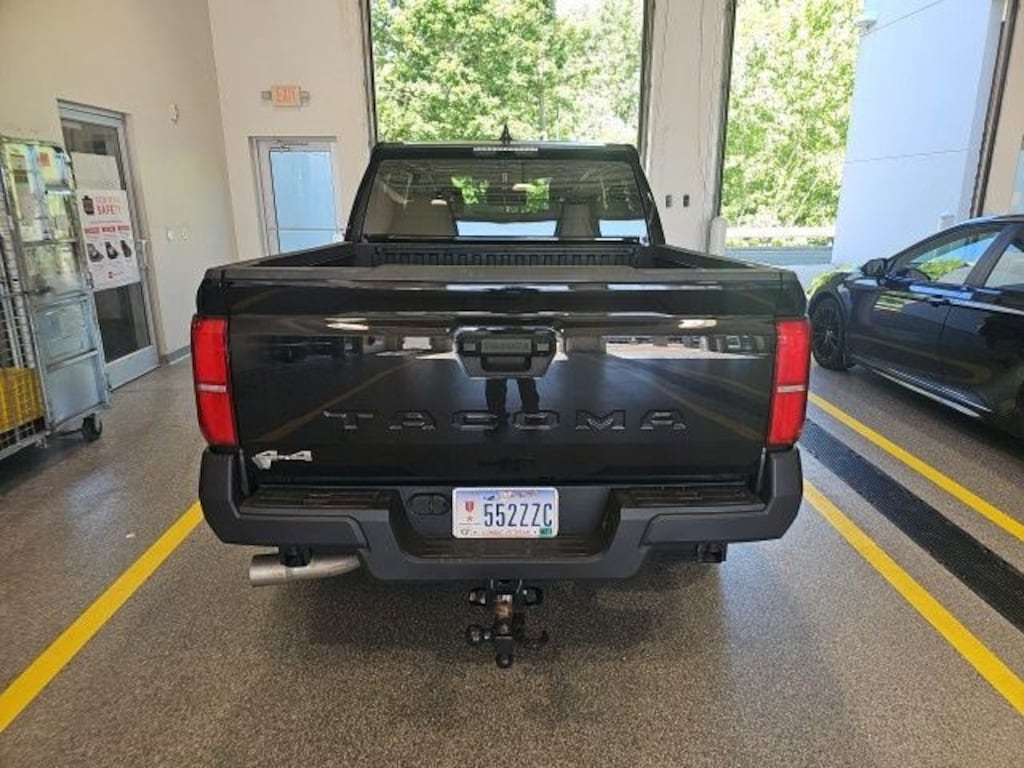 Used 2025 Toyota Tacoma 4WD SR Double Cab 5 Bed AT Truck Double Cab