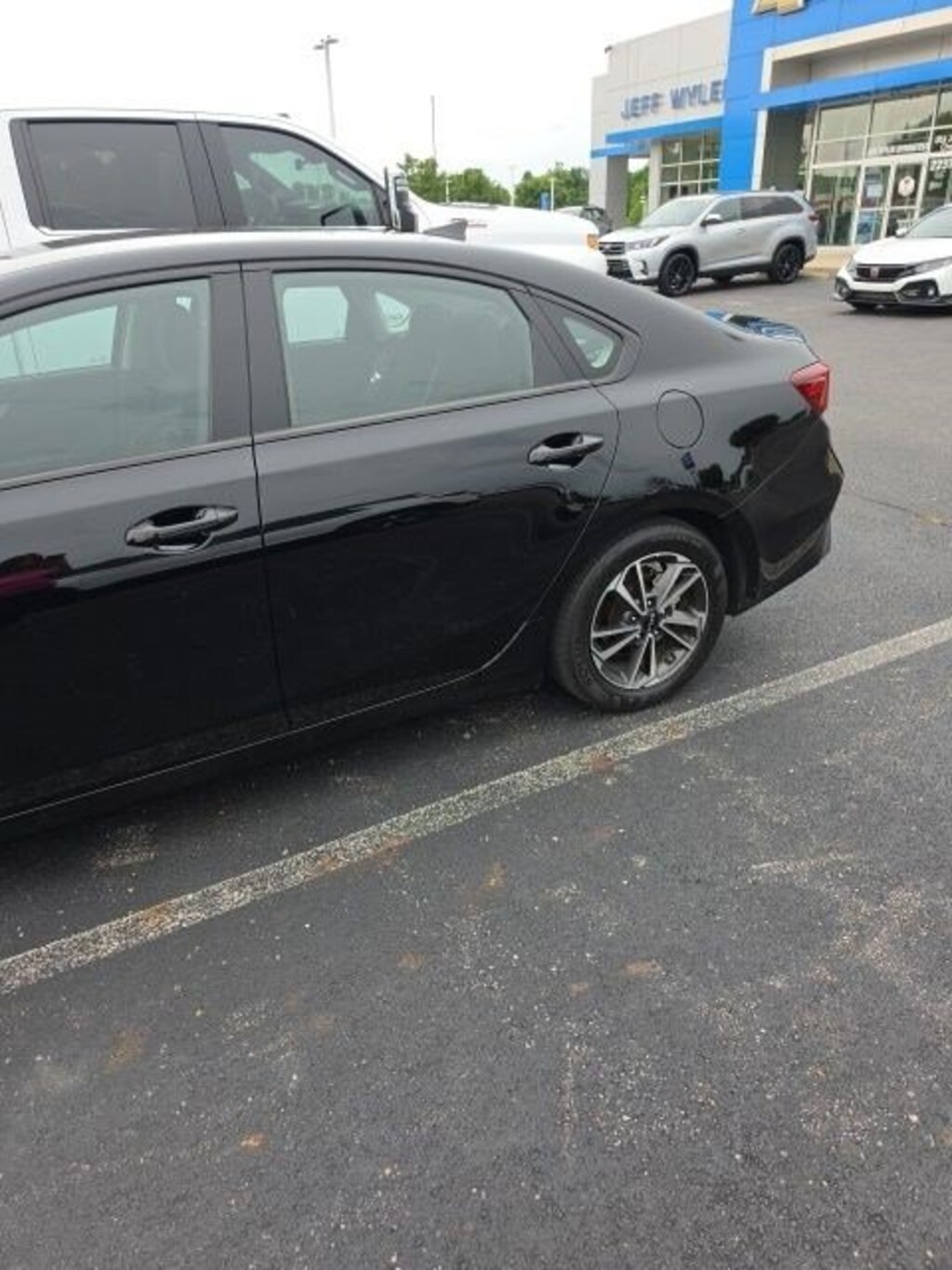 Used 2023 Kia Forte LXS IVT Sedan